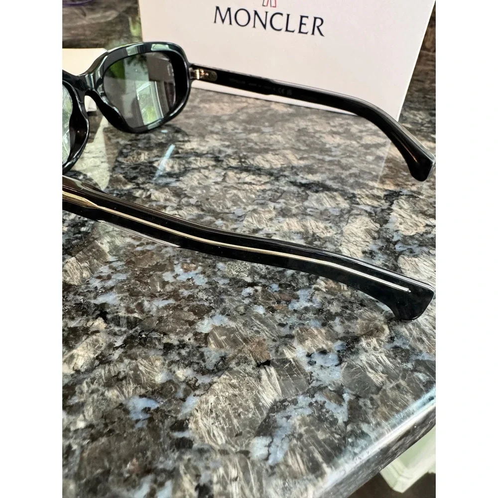 Moncler‎ Suntrap ML6008 Sunglasses Black Grey Rectangular Made in Italy ML 6008